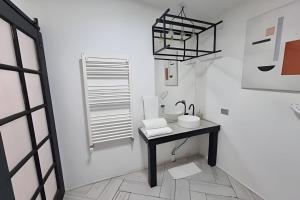 6 Acceso Universal + Confort + Wifi + calef. cent.