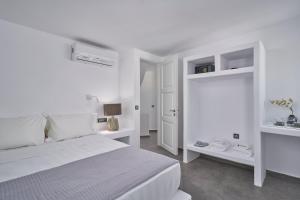 Topos Exclusive Santorini