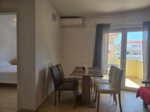 Apartment Dan - Novalja