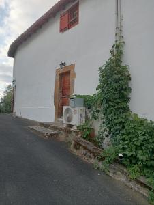 Maison Belzaenea