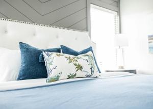 Modern East Nashville 4BR Deck and Sleeps 10