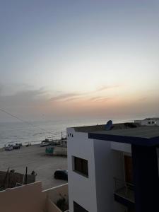 Apartment Near the Beach with Swimming Pool