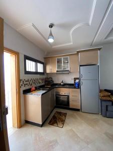 Apartment Near the Beach with Swimming Pool