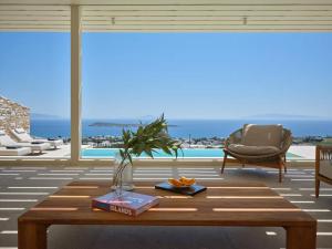 Alisson Luxury Villa White