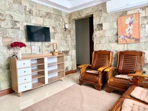 Serenity Home - 4 bedroom home