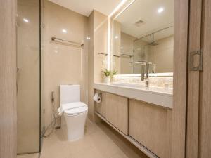 Olympus Garden vacation condominium stunning pool