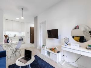 Warsaw City Apartment with Balcony