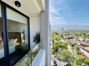 Vibrant Nunoa Apartment - Pool & Free Parking