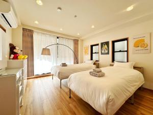OMOYI-HOUSE Spacious 4BR Sleeps 8 in Shinjuku-Yoyogi Private 4 Floors with Big Balcony Near Gyoen Takashimaya Isetan