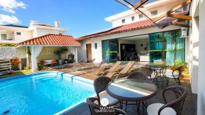 Casa Estrela Rubi em Jurerê Internacional