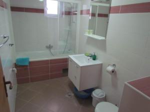 Apartment Ela - Three Bedroom Apartment with Terrace with Sea View
