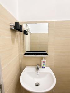 Bin Homestay Near Airport