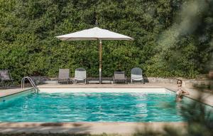 Amazing Home In Cinigiano With Private Swimming Pool, Can Be Inside Or Outside