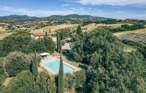 Amazing Home In Cinigiano With Private Swimming Pool, Can Be Inside Or Outside