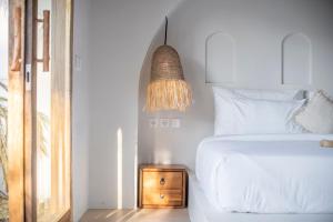 La Belga Villa - Modern 1BR with Pool Near Beach