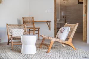 La Belga Villa - Modern 1BR with Pool Near Beach