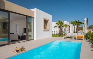 Luxurious Home In Tkon