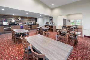 Travelodge by Wyndham Valleyview AB