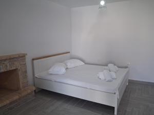 Makri Guest House