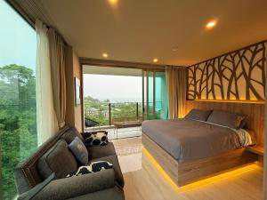 Kamala Sea & Mountain View Suite 1BR with Balcony