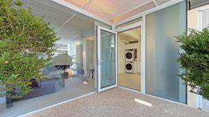 New, DH Stay 2, 3BR 2BATH , 3 min from Hongik Univ STN