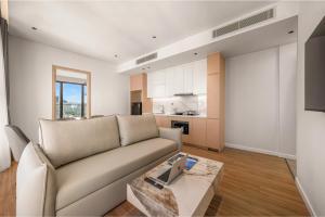 Luxury Aparment - Beach Front Building - My Khe Beach - Pool & Gym