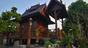 Kratommai Phuwaree
