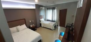 Hotel Camila 2