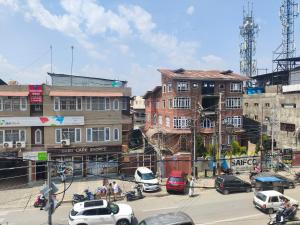 Premium Commercial property on lease or rent