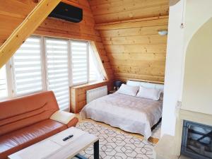 Villa Teddy Zakopane Murzasichle-Tatras Mountains entire house in a quiet neighborhood