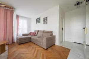 Starowiejska Baltic Comfort Apartment by BookingHost