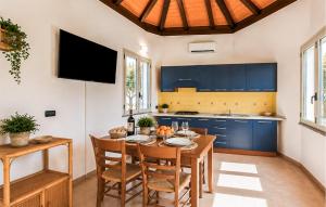 Beautiful Home In Nicotera Marina With Indoor Swimming Pool