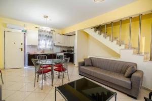 LUXURY APARTMENT in NEOS-MARMARAS