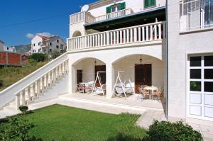 Apartments Villa Adria Bol
