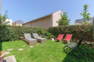 Flat in the heart of Deauville with a garden