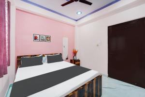 Hotel O R K Marriage Hall and Guest House