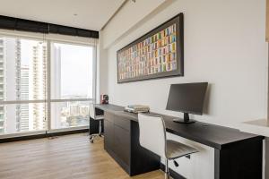 Casa Fernando Dubai Stunning golf course and lake view