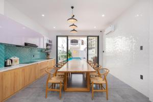The Sun Villa 16 NH - Đi Bộ Ra Bãi Tắm Thùy Vân 200 Met