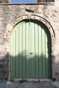 Dervisia Stonehouse 2