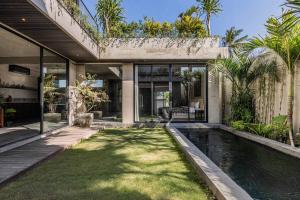 Seseh House - Spacious 4BR Villa walking distance to the Beach