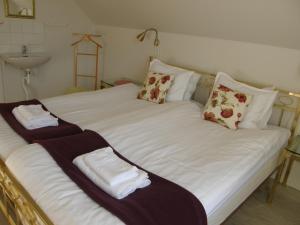 Monicas Rumsuthyrning