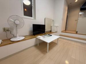 510札幌中央区メインエリアの新規オープン広々室内空間を提供ダブルベッド完備