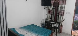 White Wall Hotel