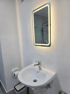 AirSuites Cebu - Amani Grand Resort Residences