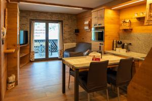 BERTUZZI HOMES "Luxury Chalet"