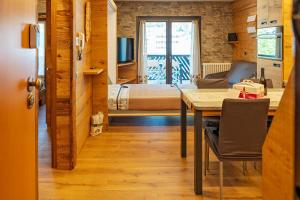 BERTUZZI HOMES "Luxury Chalet"