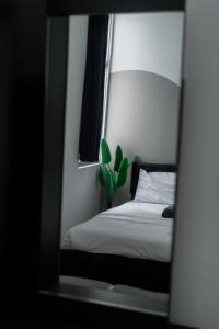 Black White 3BR Condo near Taiping Lake Garden Zoo with Netflix WiFi