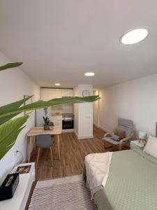 Charming studio with pool next to the beach