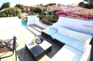 Villa Elena relax nella piscina privata a due passi dalla spiaggia con terrazzo panoramico per tramonti mozzafiato