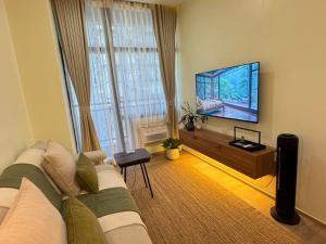 1BR Gramercy Makati, Stylish Sanctuary City Stay